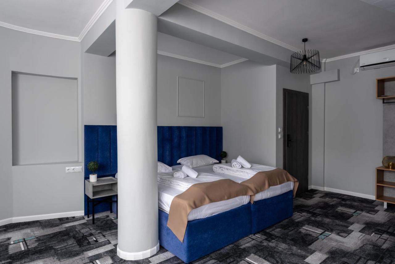 Hotel Paso Kluż-Napoka Zewnętrze zdjęcie