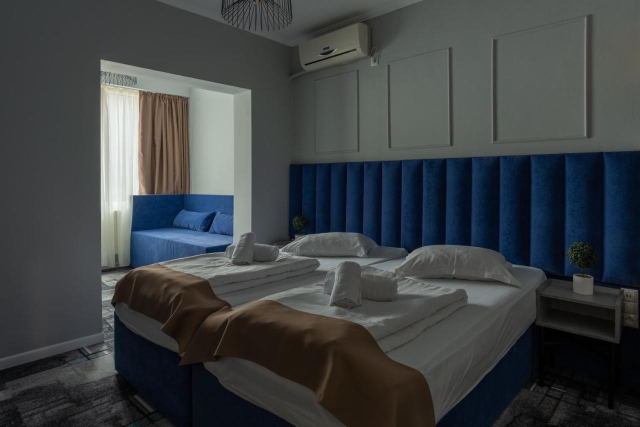 Hotel Paso Kluż-Napoka Zewnętrze zdjęcie