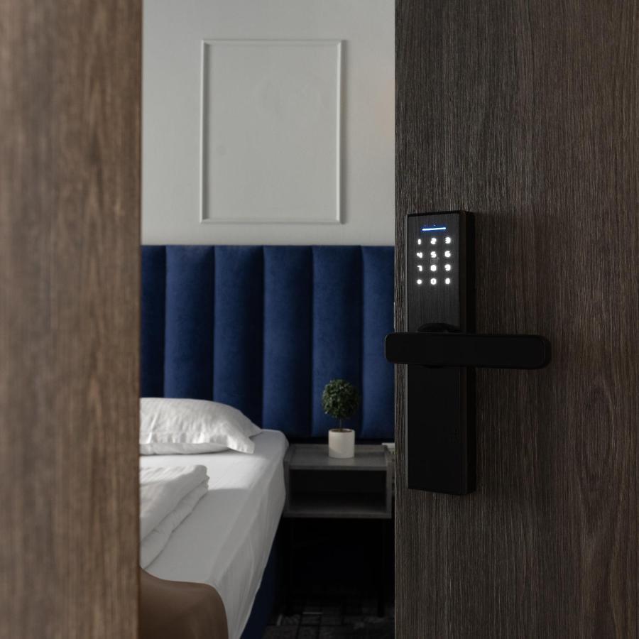 Hotel Paso Kluż-Napoka Zewnętrze zdjęcie